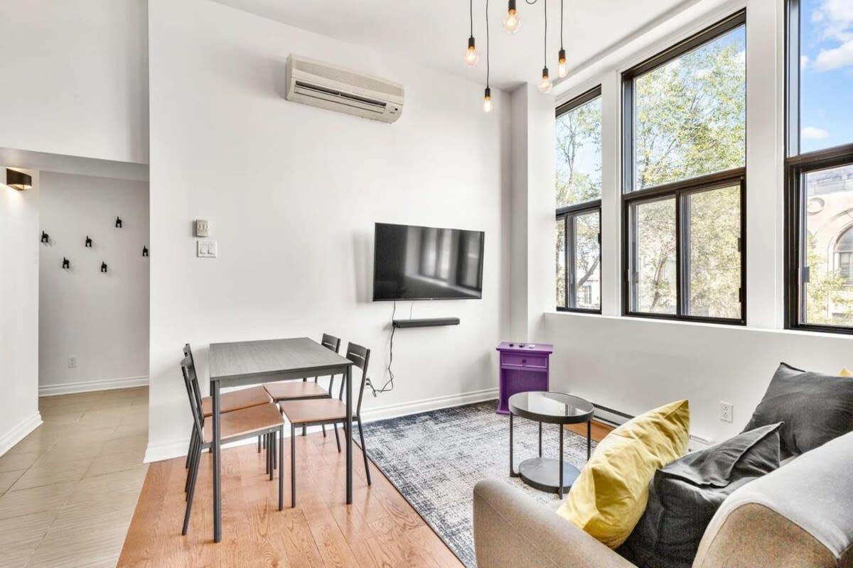 M11 The Simpsons Suite 3Br In The Heart Of Mtl Montreal Ngoại thất bức ảnh