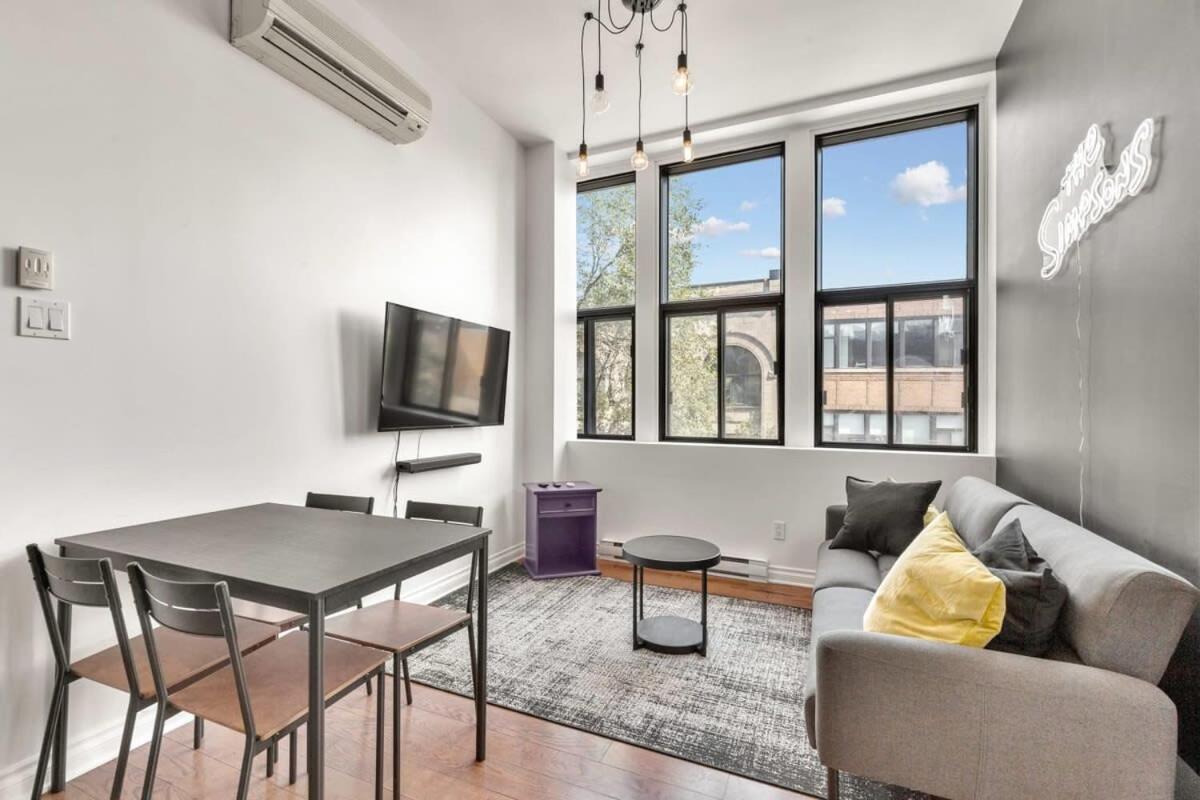 M11 The Simpsons Suite 3Br In The Heart Of Mtl Montreal Ngoại thất bức ảnh